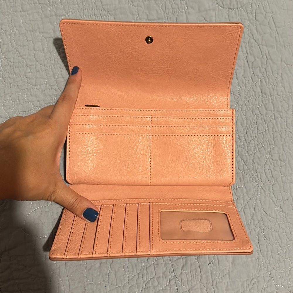 Fossil Wallet - Picture 3 of 6